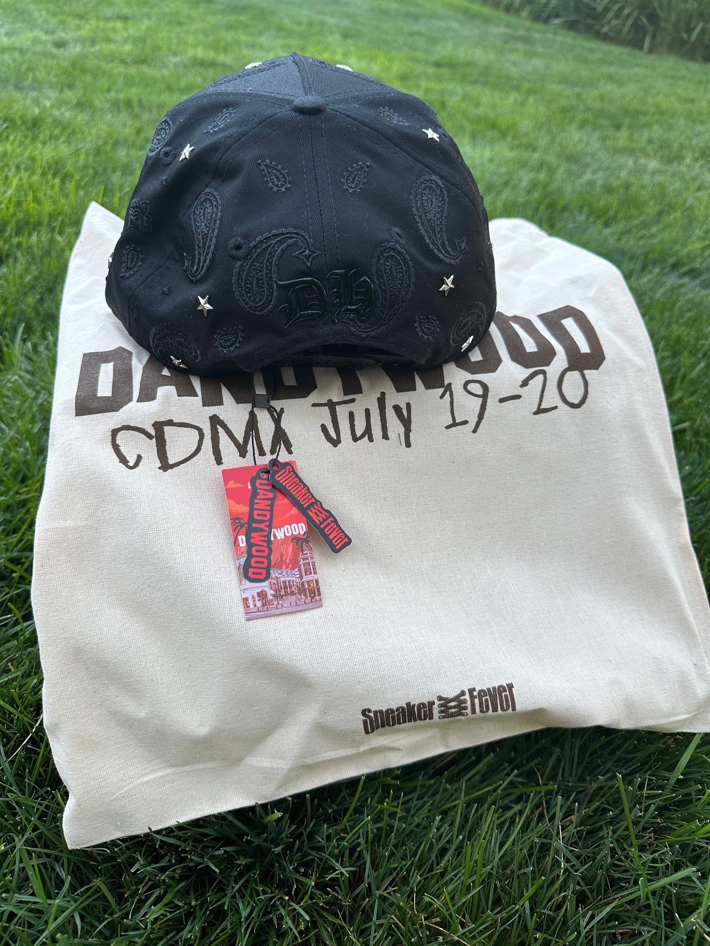 Dandy hats- Sunset Blvd CDMX Sneaker fever Exclusive