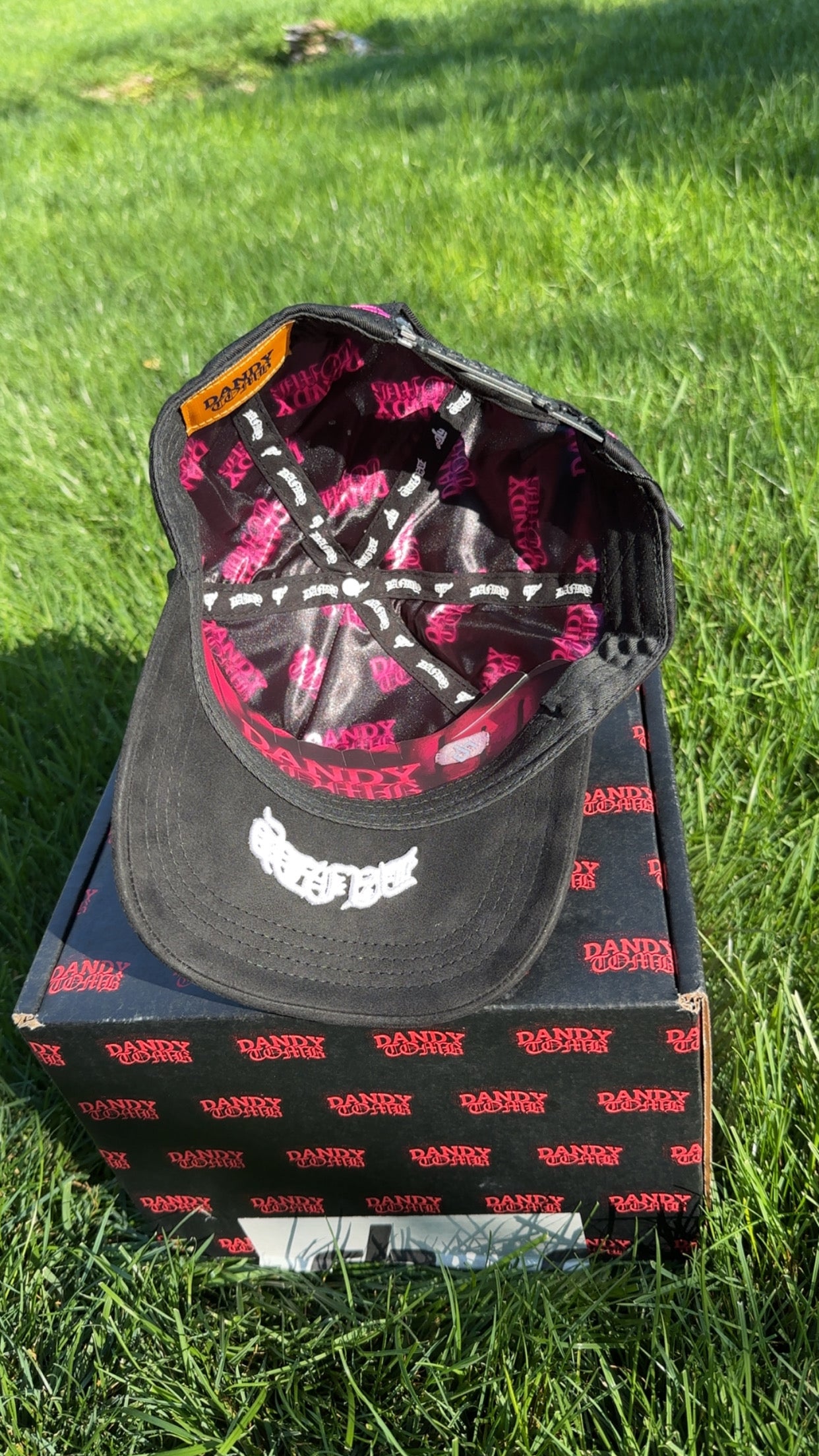 Dandy hats X Tombochio- We Love Our Haters