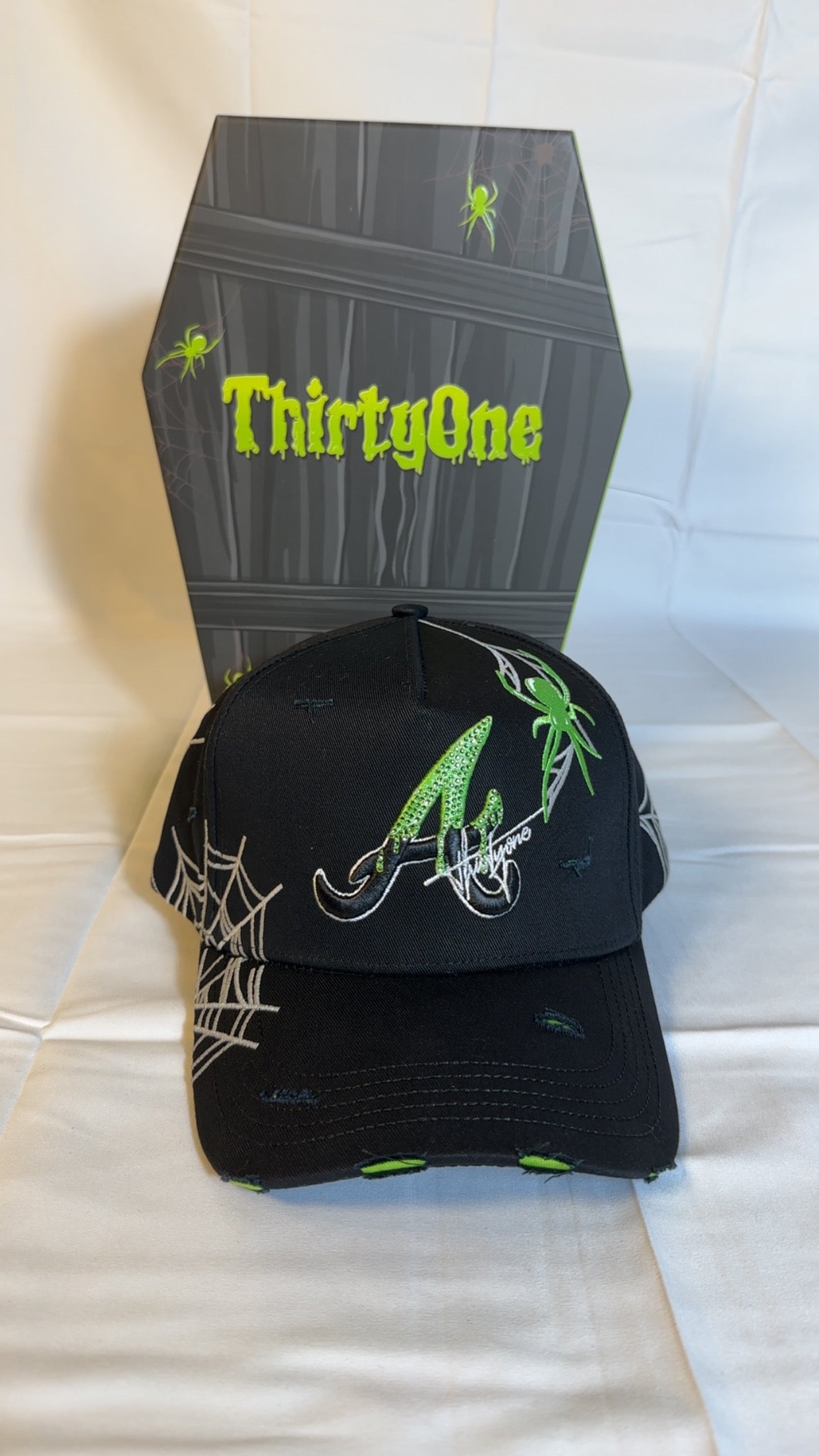 Thirty one hats- ARACHNOPHOBIA limited drop
