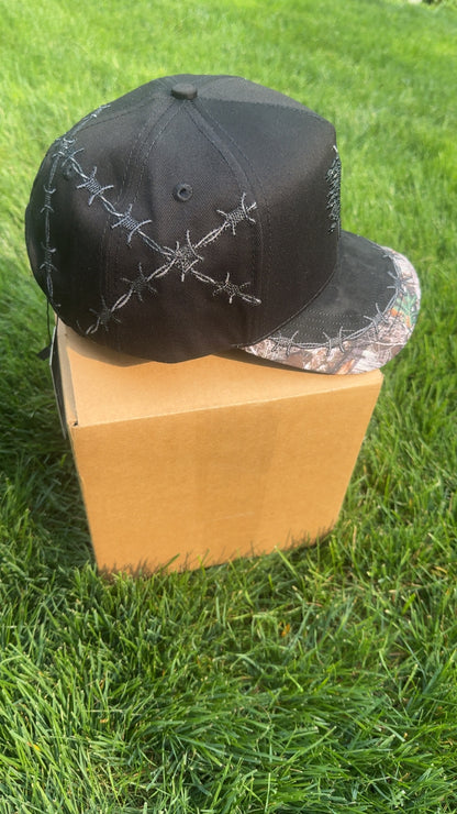 GQ hatz- LA “WIRE-CAMO”