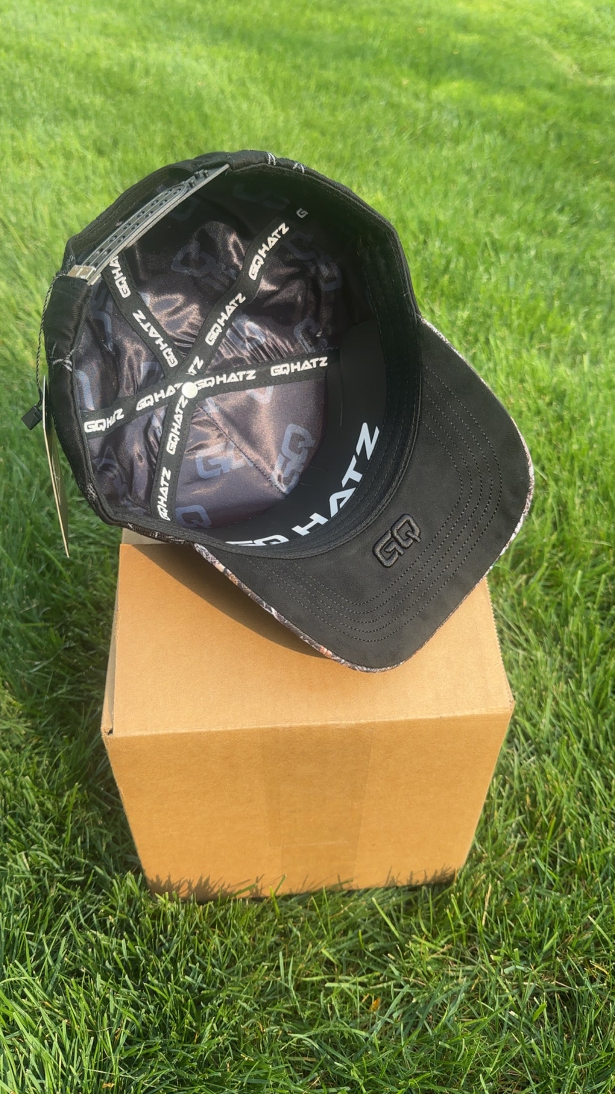 GQ hatz- LA “WIRE-CAMO”